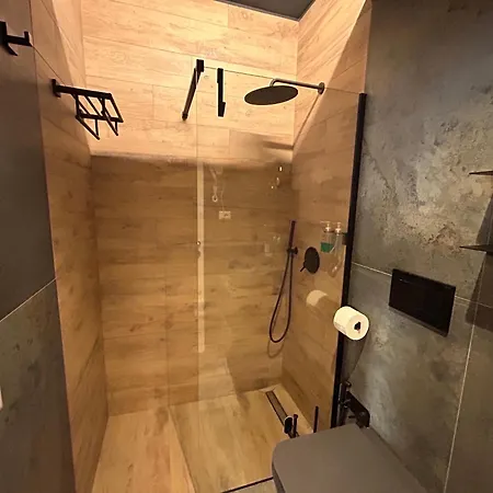 Lary's - Vaticano بيت ضيافة روما