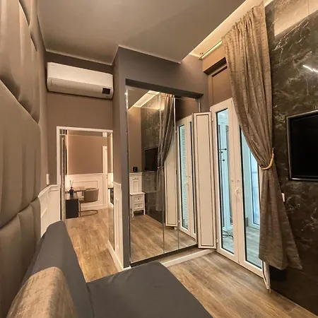 Lary's - Vaticano بيت ضيافة