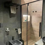 Lary's - Vaticano Penzion 4*
